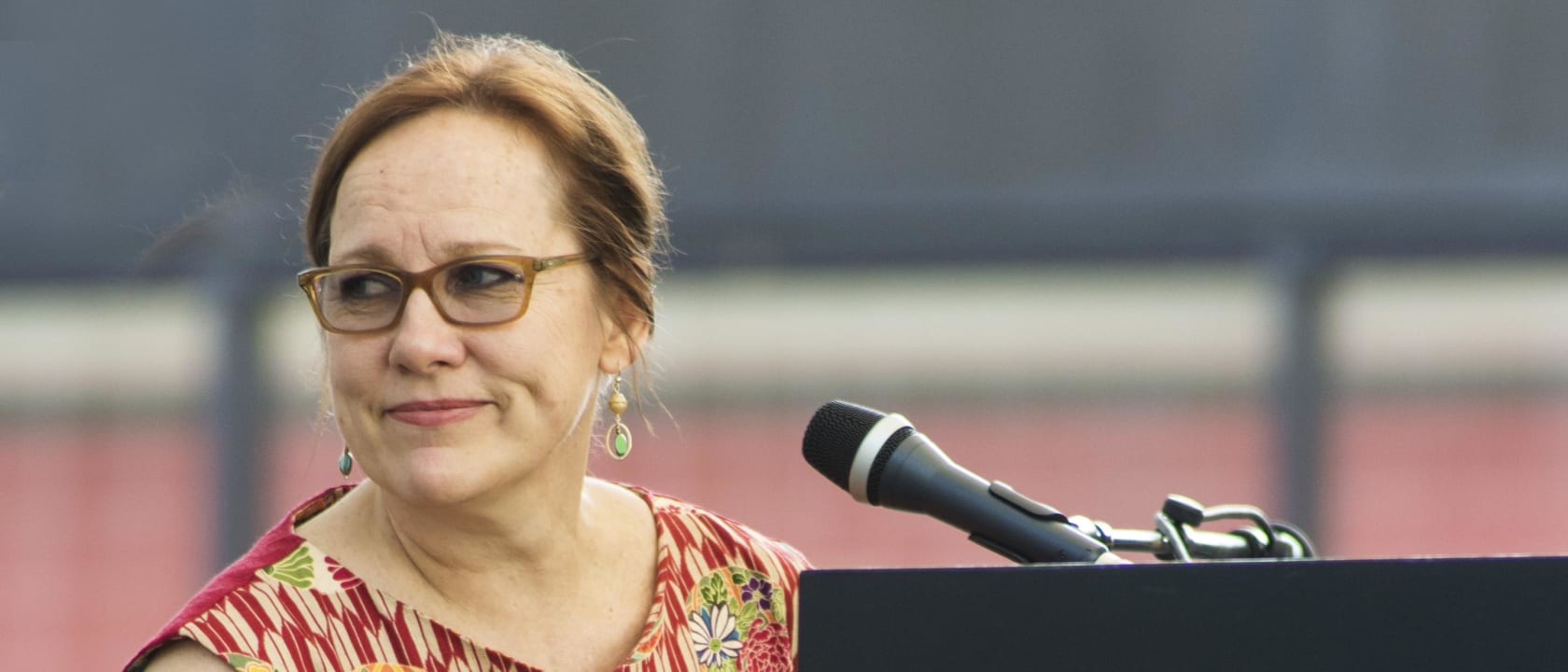 Iris Dement