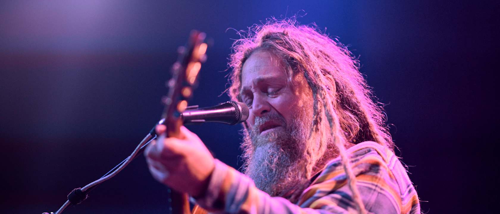 Mike Love (Reggae)
