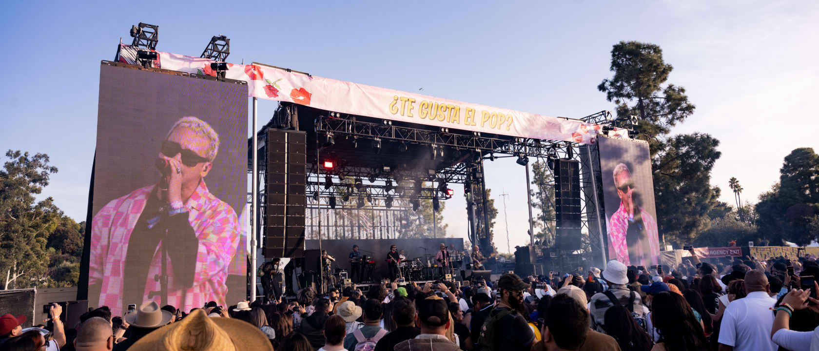 Besame Mucho Festival
