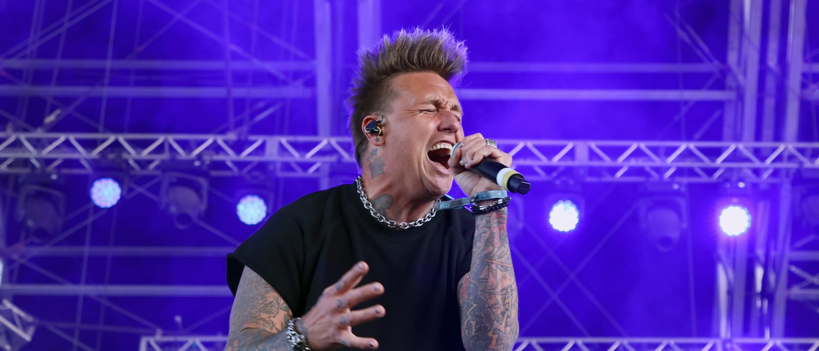 Papa Roach Parking