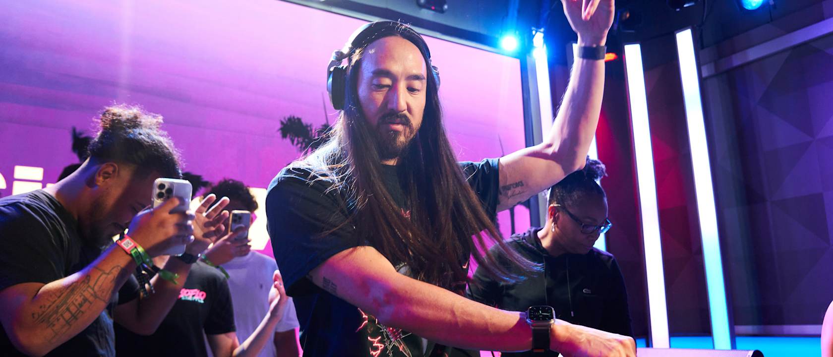 Steve Aoki Parking