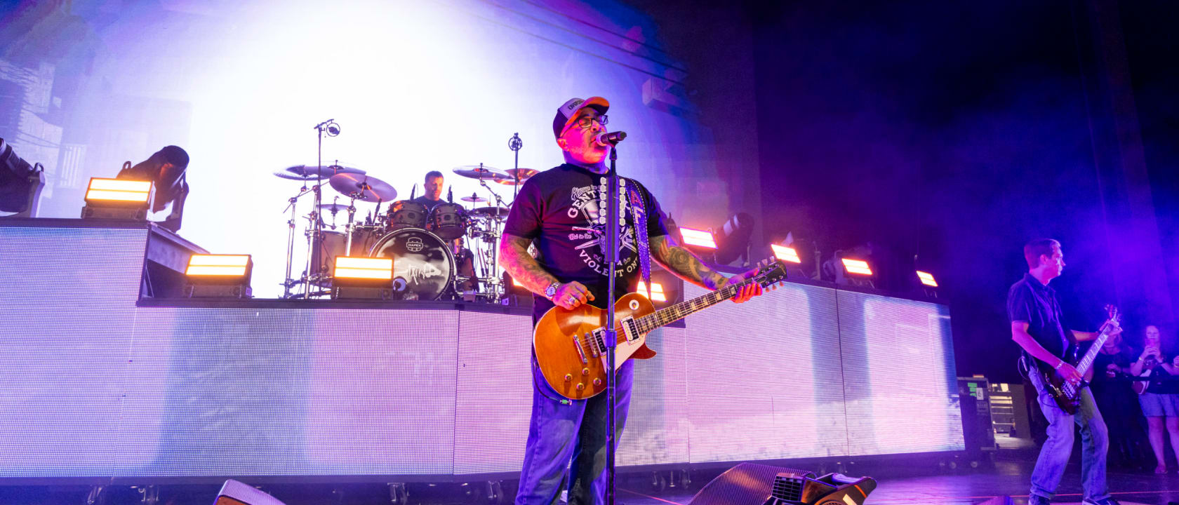 Staind Parking