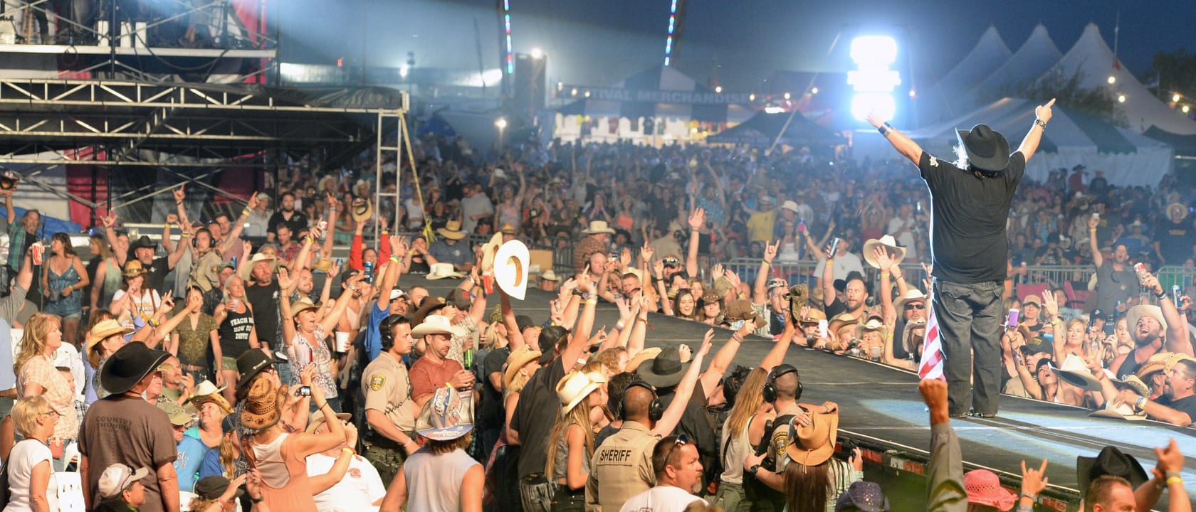 Country Thunder Parking