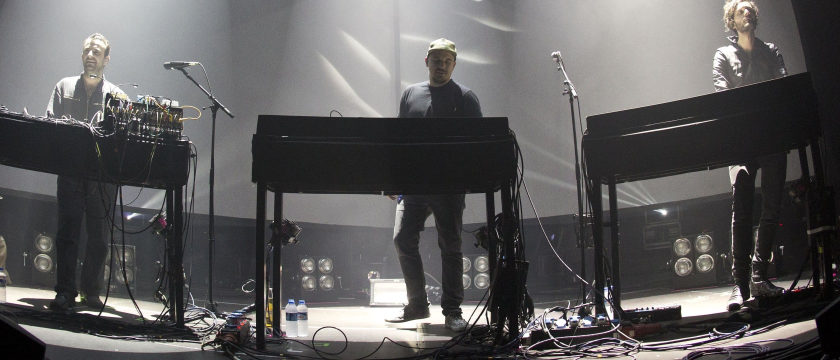Modiat Moderat Concert Paris _ Moderat Tour Dates – EHUA