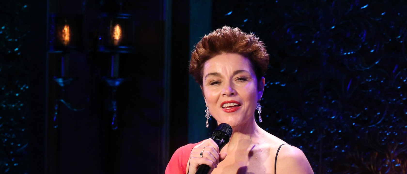 Christine Andreas