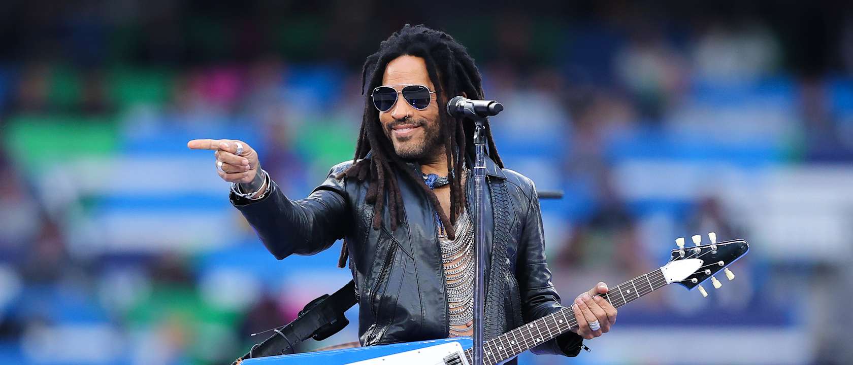 Lenny Kravitz Parking