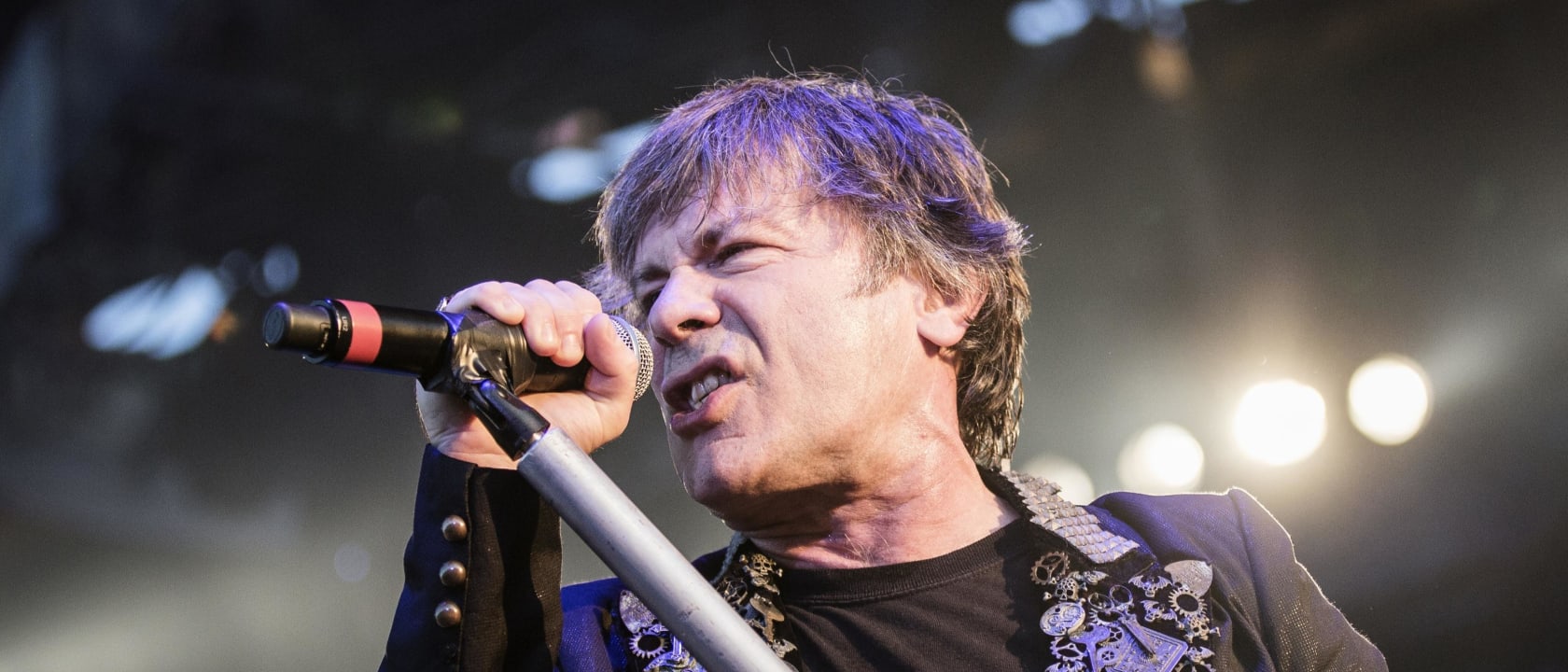 Bruce Dickinson