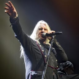 Saxon