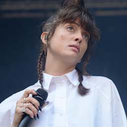 Noga Erez