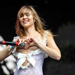 Suki Waterhouse