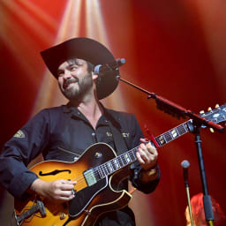 Shakey Graves Parking