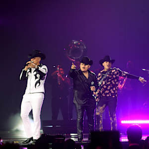 Grupo Firme Image