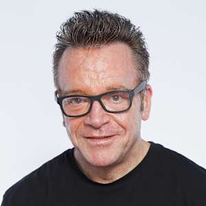 Tom Arnold Image