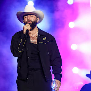 Carin Leon Parking Image