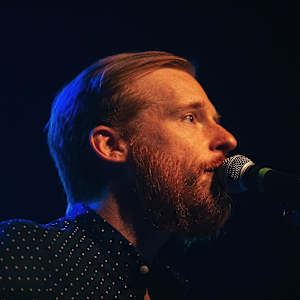 Kevin Devine Image