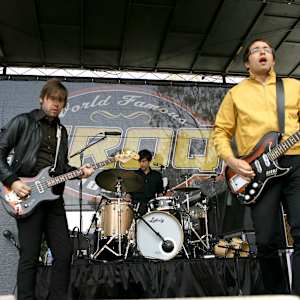 Peter Bjorn and John Image