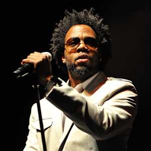 Dwele Image