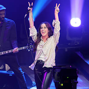Alanis Morissette Image