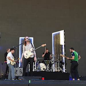 Two Door Cinema Club Image