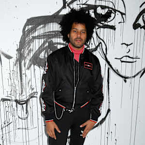 Twin Shadow Image