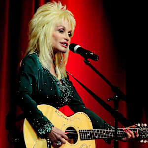 Dolly Parton Image