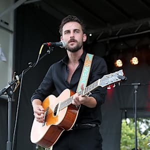Robert Ellis Image