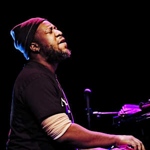 Robert Glasper Image