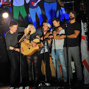 Walk Off The Earth Image