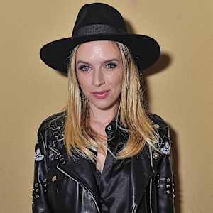 ZZ Ward Image