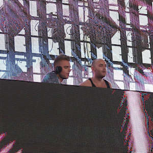 Showtek Image