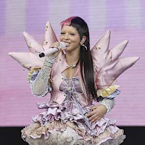 Melanie Martinez Image