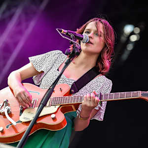 Gabrielle Aplin Image
