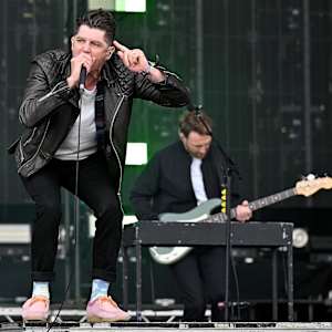 Twin Atlantic Image