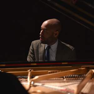 Aaron Diehl Image