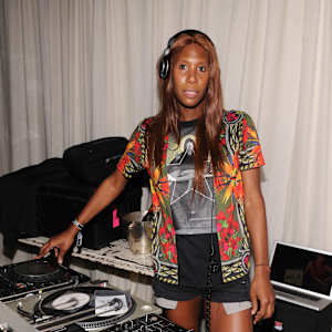 Honey Dijon Image