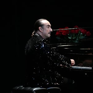 Raul Di Blasio Image