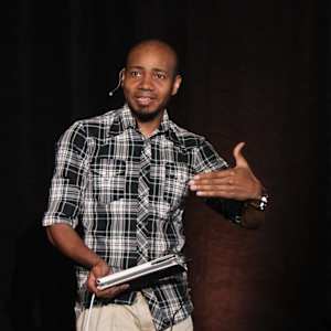 DJ Spooky Image