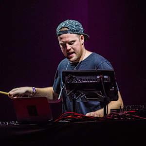 Opiuo Image