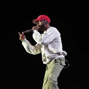 6LACK Image