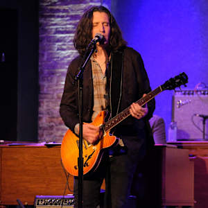 Scott Sharrard Image