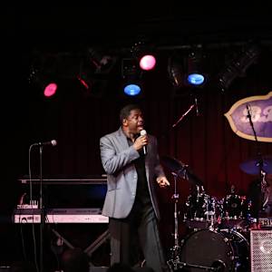Gerald Alston Image