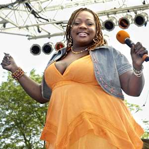 Thornetta Davis Image