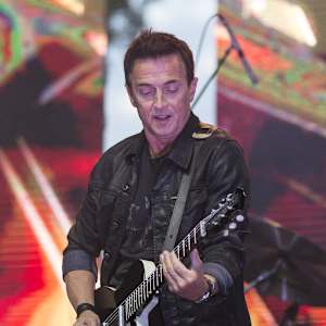 Colin James Image