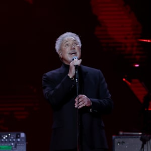 Tom Jones Image