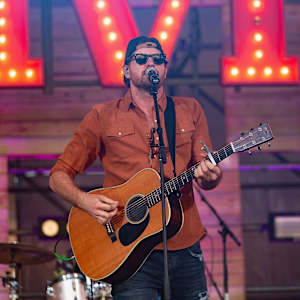 Matt Stell Image