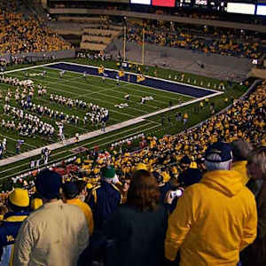 West Virginia Mountaineers Football Image
