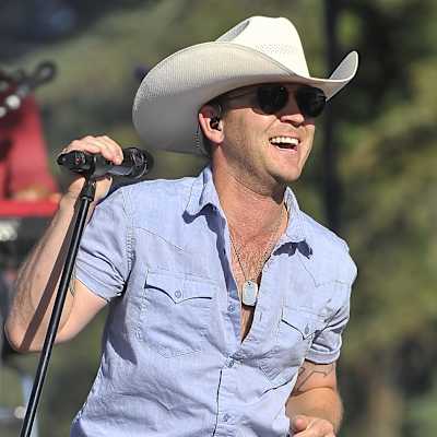 Justin Moore