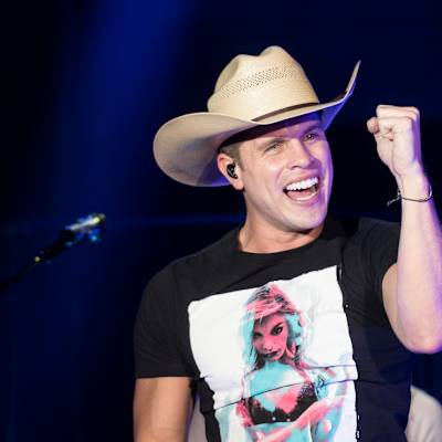 Dustin Lynch