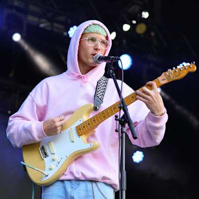 Gus Dapperton