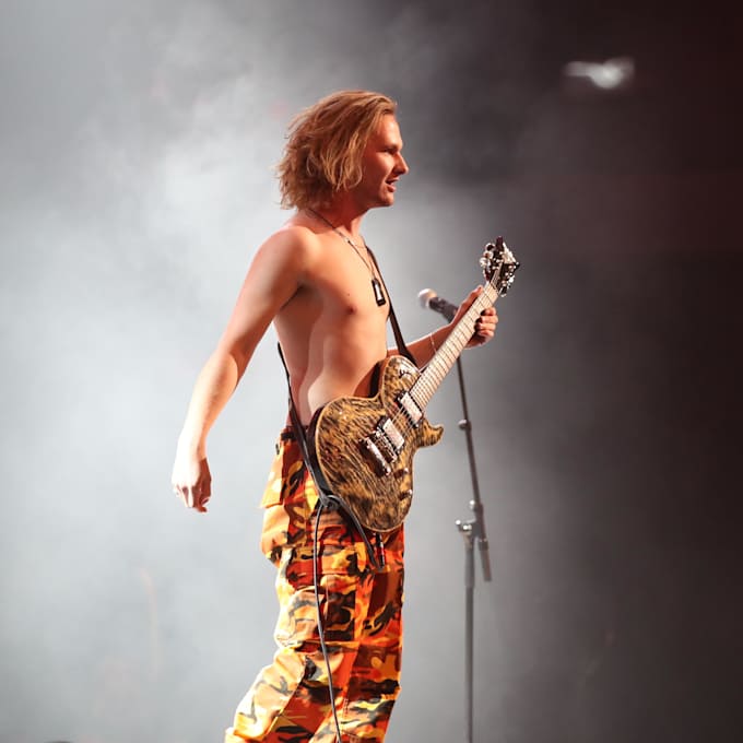 Alien Weaponry